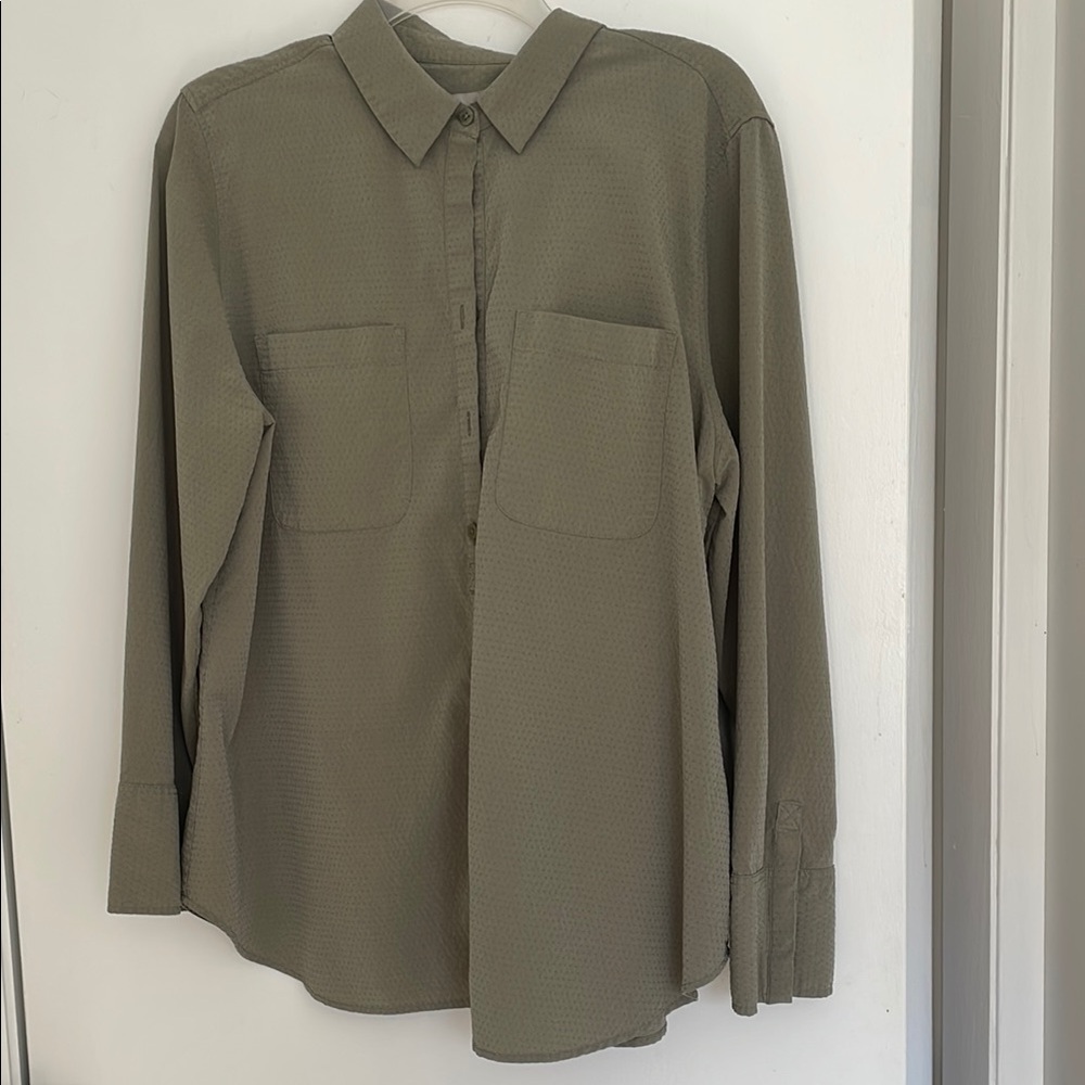 Chico's Olive Green No iron Shirt